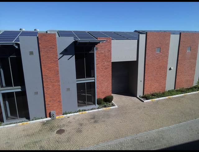 302M² WAREHOUSE TO LET IN STIKLAND INDUSTRIAL