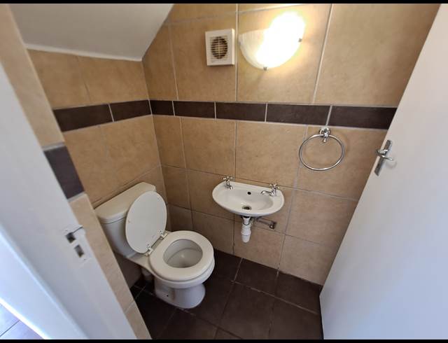 2 bed property to rent in WORCESTER
