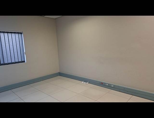 78M² OFFICE TO LET IN SONHEUWEL