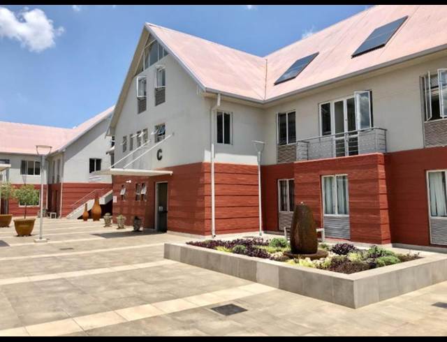 350M² BUSINESS CENTRE TO LET IN FAERIE GLEN