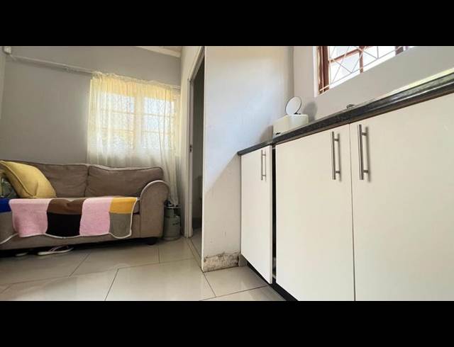 1 BEDROOM PROPERTY TO RENT IN ATHOLL HEIGHTS