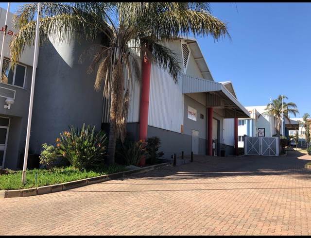 923M² WAREHOUSE TO LET IN HALFWAY HOUSE
