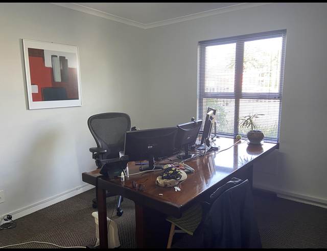 65M² OFFICE TO LET IN TOKAI