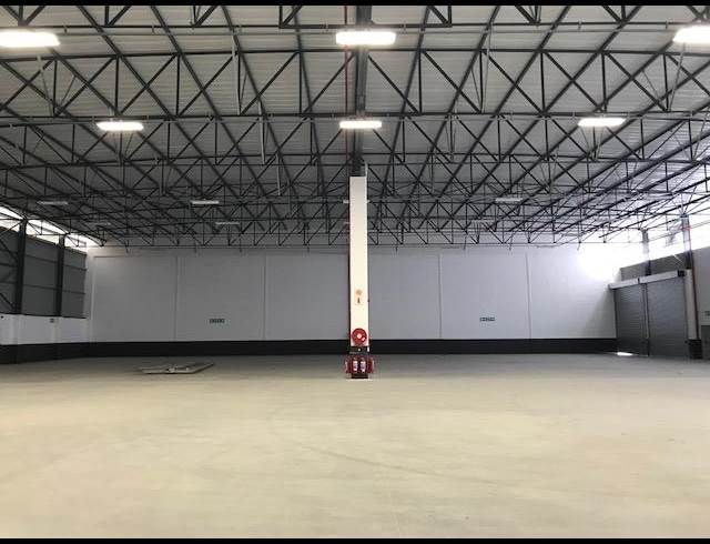 2,370M² WAREHOUSE TO LET IN PAROW INDUSTRIAL