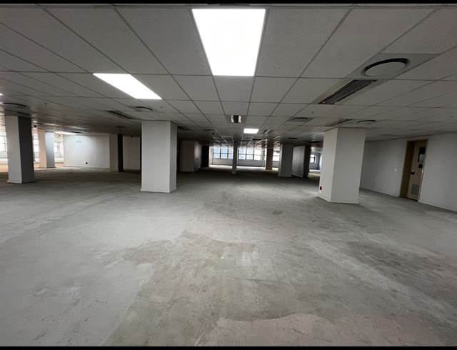 7,303M² OFFICE TO LET IN CAPE TOWN CITY CENTRE