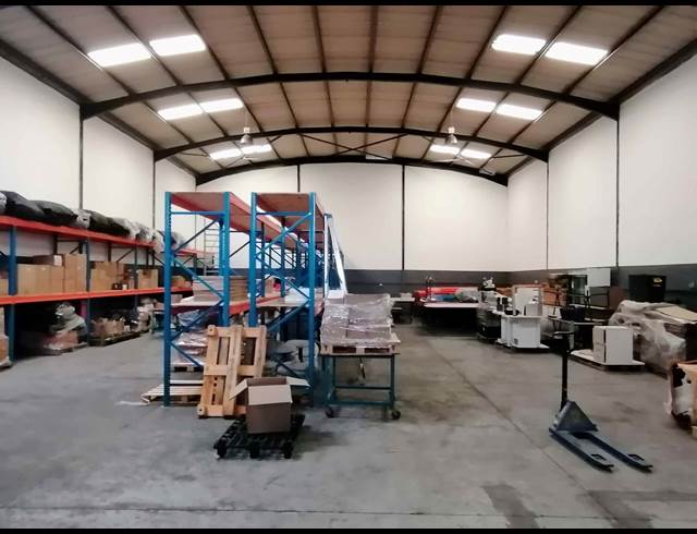 532M² WAREHOUSE TO LET IN BELLVILLE SOUTH