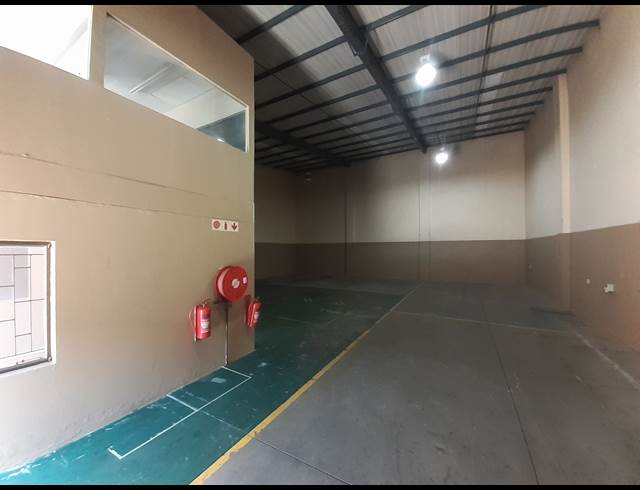353M² WAREHOUSE TO LET IN STORMILL