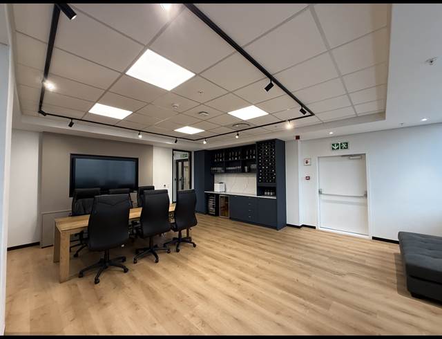 20M² OFFICE TO LET IN CAPE TOWN CITY CENTRE