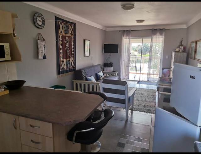 2 BEDROOM PROPERTY TO RENT IN HARTENBOS CENTRAL