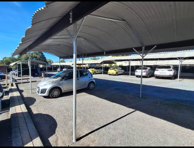35M² INDUSTRIAL YARD TO LET IN VINCENT