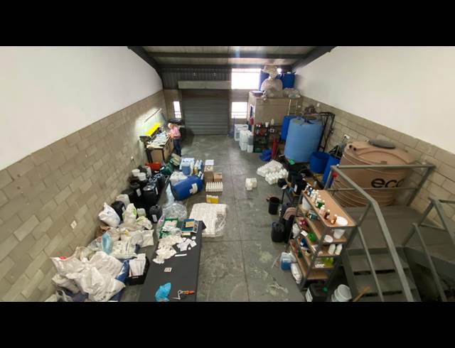150M² WAREHOUSE TO LET IN HENNOPSPARK INDUSTRIAL