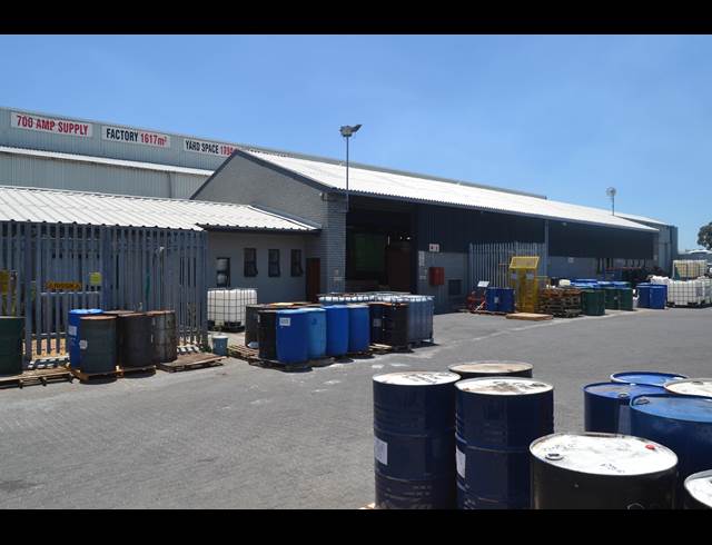 1,617M² WAREHOUSE TO LET IN BEACONVALE