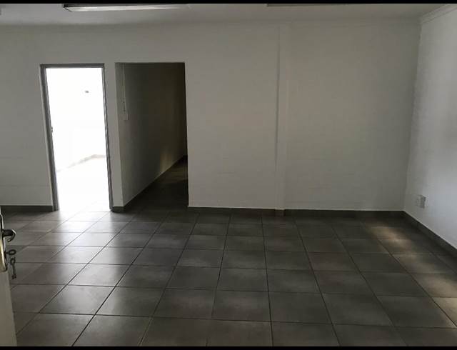 660M² WAREHOUSE RENTED IN AIRPORT INDUSTRIA