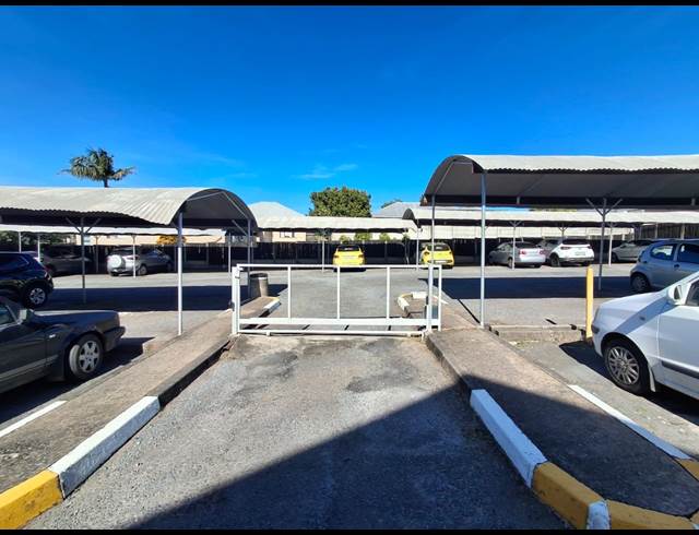 35M² INDUSTRIAL YARD TO LET IN VINCENT