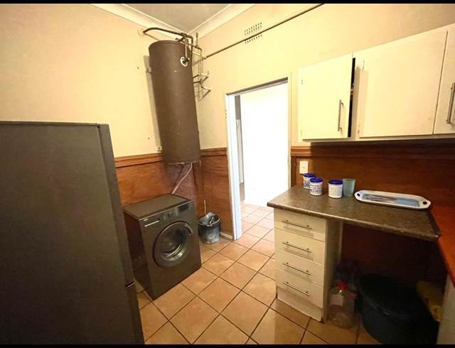 2 BEDROOM PROPERTY TO RENT IN DIE BULT