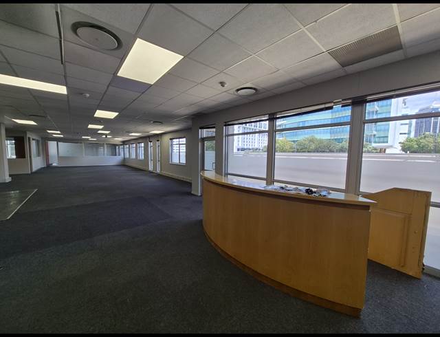 325M² OFFICE TO LET IN SANDTON CENTRAL