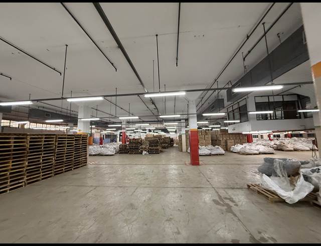 11,000M² WAREHOUSE TO LET IN MOBENI