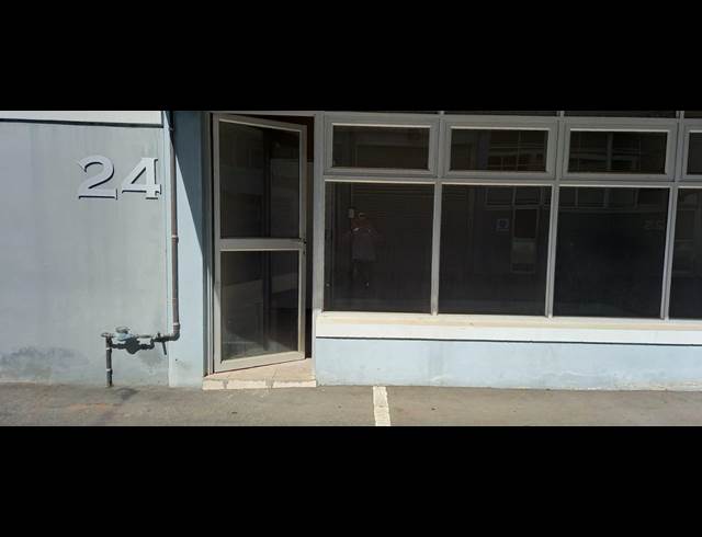 349M² WAREHOUSE TO LET IN WATERFALL