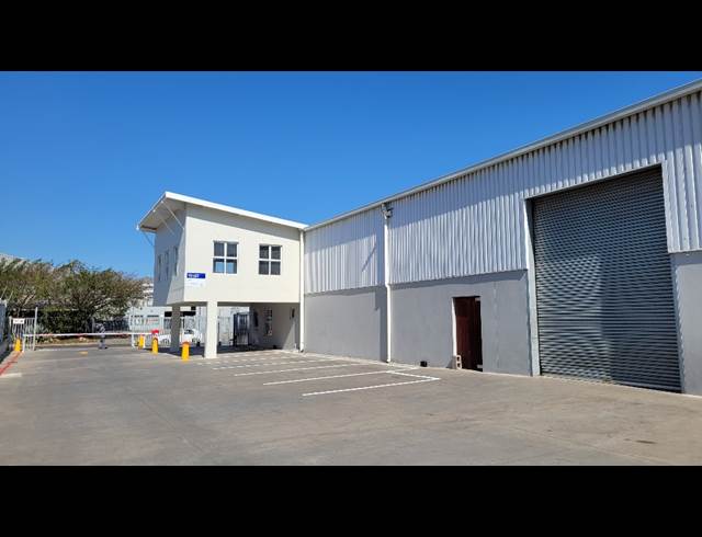 480M² WAREHOUSE TO LET IN PAROW INDUSTRIAL