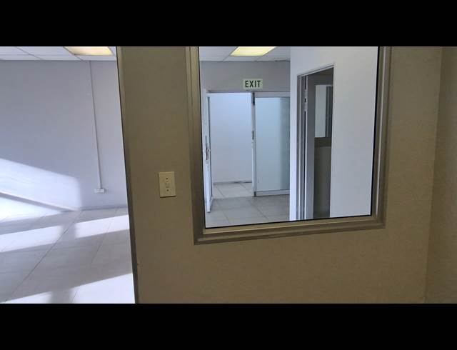 73M² MEDICAL SUITE TO LET IN OBSERVATORY