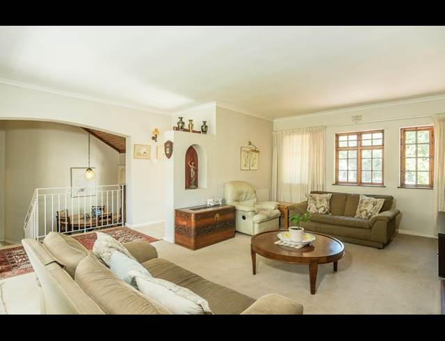 4 BEDROOM PROPERTY TO RENT IN BERGVLIET