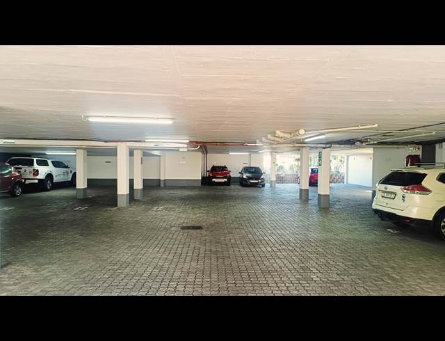 230M² OFFICE TO LET IN TOKAI