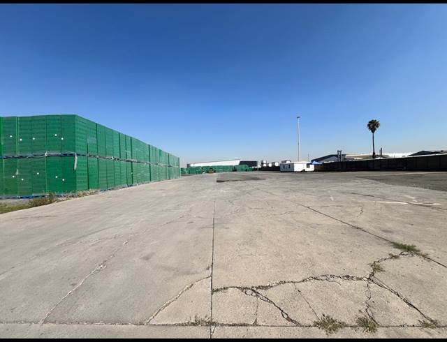 13,504M² WAREHOUSE TO LET IN JUPITER
