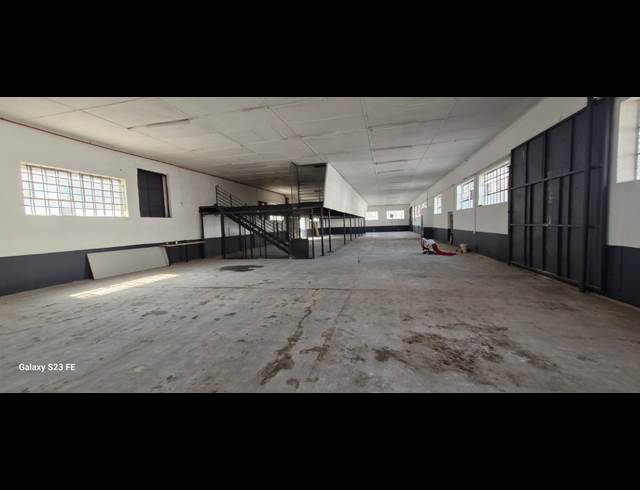 1,000M² WAREHOUSE TO LET IN NEW DOORNFONTEIN
