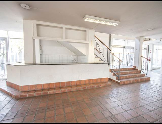 1,300M² WAREHOUSE TO LET IN KYA SANDS