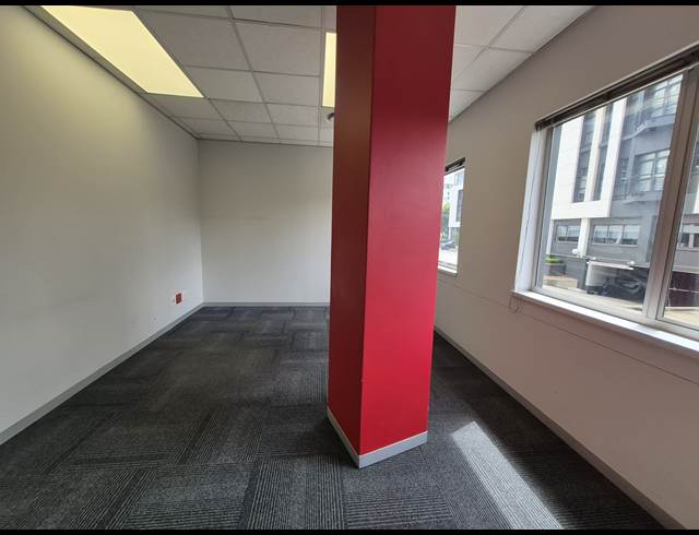 595M² OFFICE TO LET IN SANDTON CENTRAL