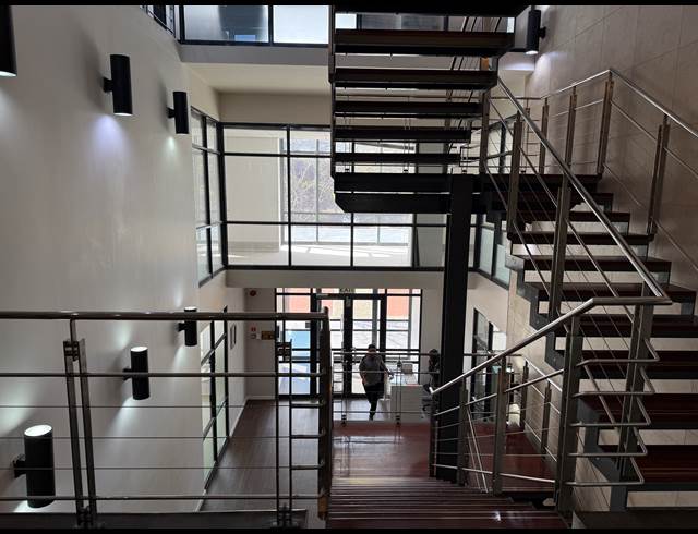 346.80M² OFFICE TO LET IN PLATTEKLOOF 3