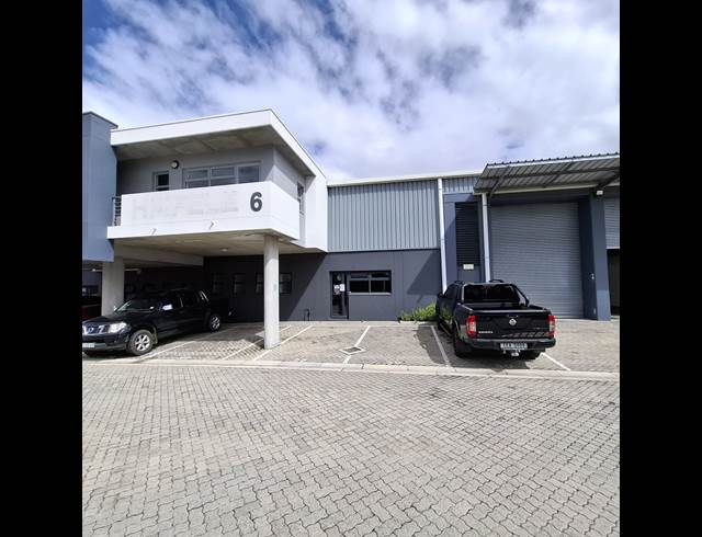 498M² WAREHOUSE TO LET IN STIKLAND INDUSTRIAL